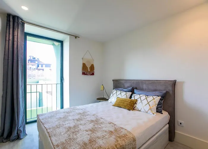 Loule Luxury Garden W/ Ac Apartment Porto